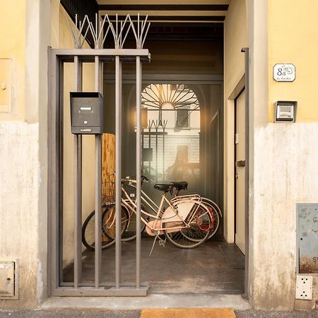 Via Cimabue 8B - Florence Charming Apartments - Metropolitan Loft In Florence - 20 Minute Walk To City Center - Excellent Base For Exploring - Less Than 5 Minute Walk To The Supermarket - Amazing Bakery On The Corner Ngoại thất bức ảnh