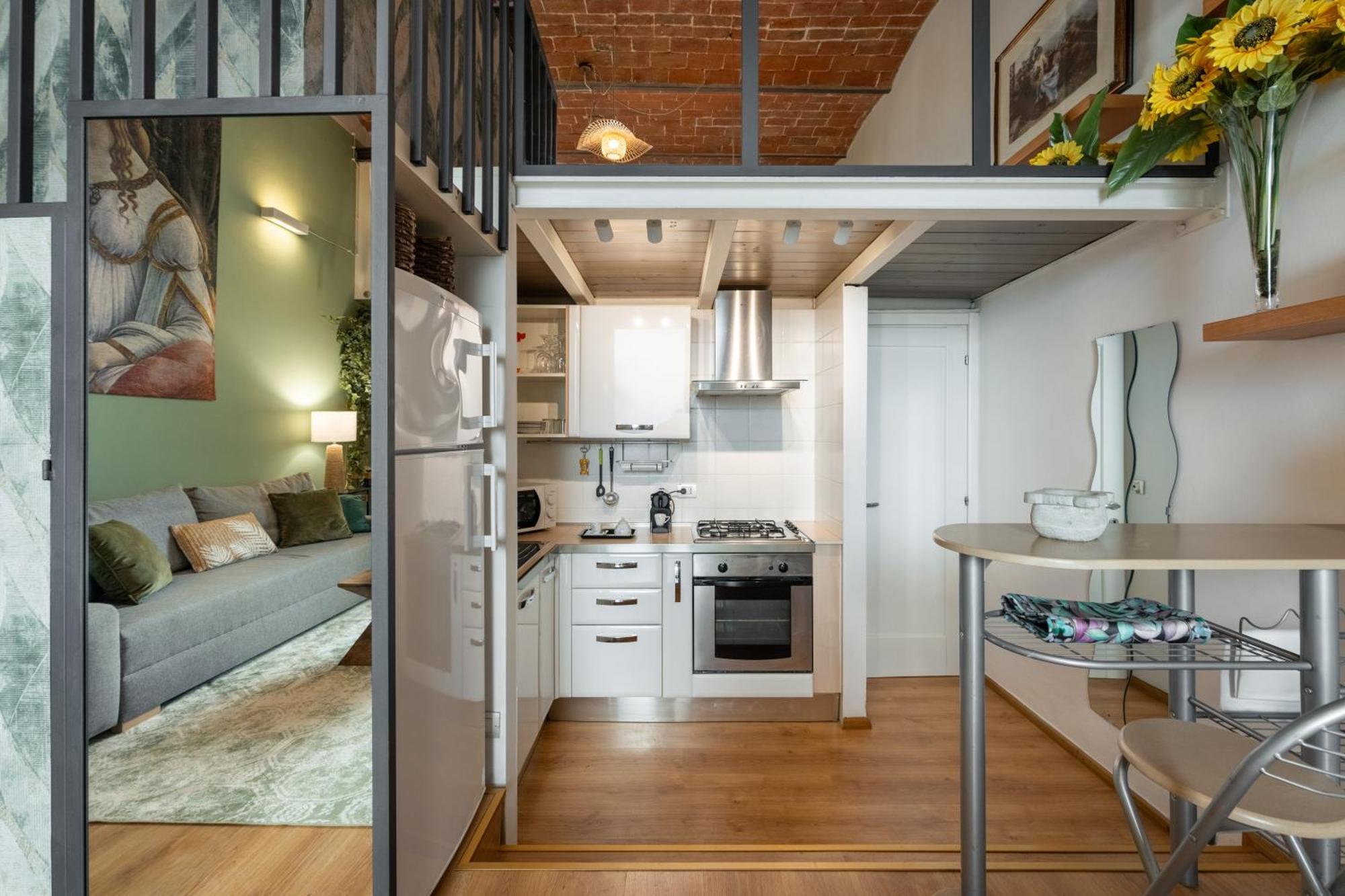 Via Cimabue 8B - Florence Charming Apartments - Metropolitan Loft In Florence - 20 Minute Walk To City Center - Excellent Base For Exploring - Less Than 5 Minute Walk To The Supermarket - Amazing Bakery On The Corner Ngoại thất bức ảnh